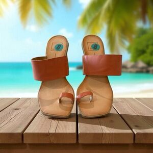 Dolce Vita Sandals Frans Coral
Stella Heels size 8